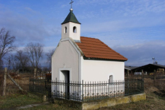 kapolna_a_falu_vegen_Szecseny_felol